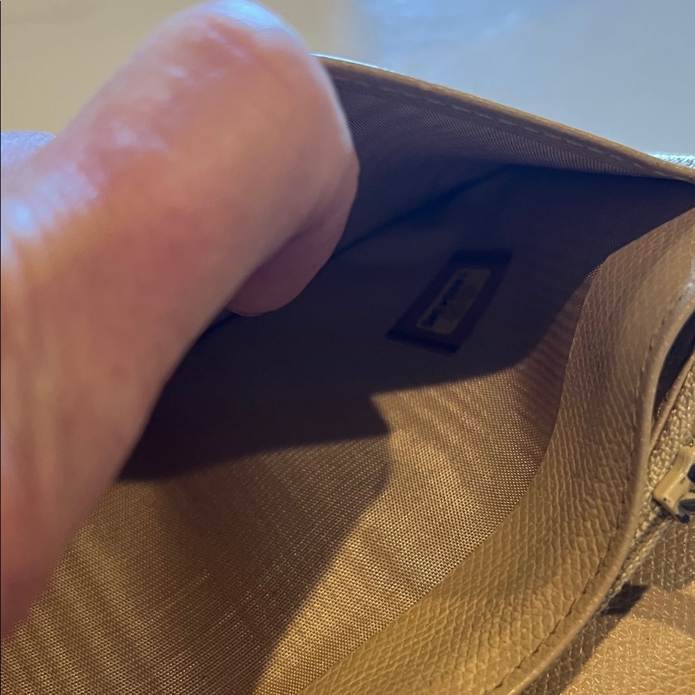 CHANEL Tan Leather Wallet with Logo - Picture 7 of 12